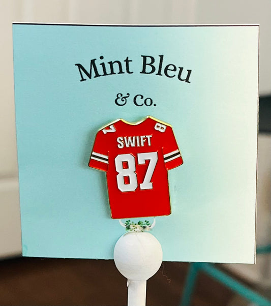 87 Swiftie Pin