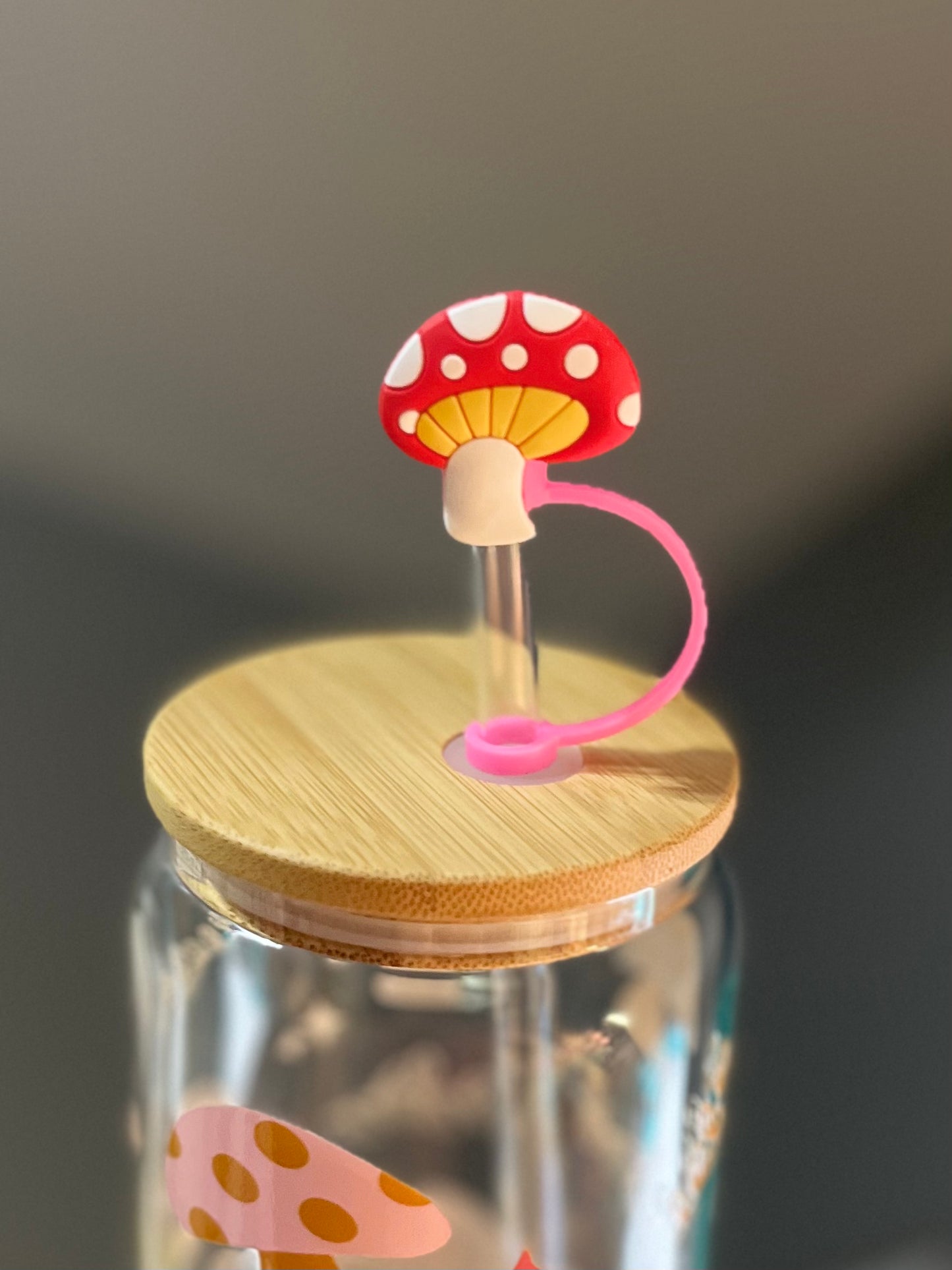 Mushroom Straw Topper